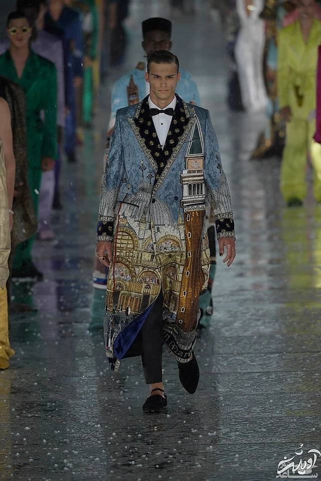 نمایش مد دولچه گابانا زیر تگرگ